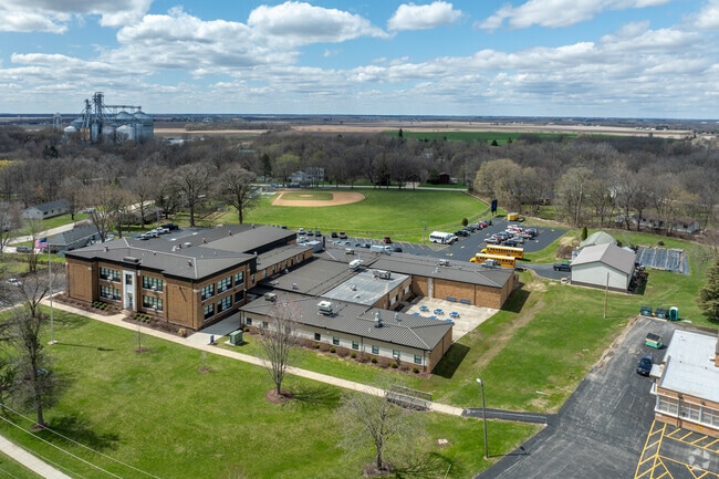 Newark Elementary School offers plenty of AP and Honors courses.