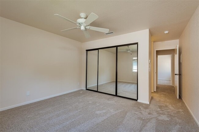 11267 Avenida de Los Lobos unit C, San Diego, CA 92127 - photo 7