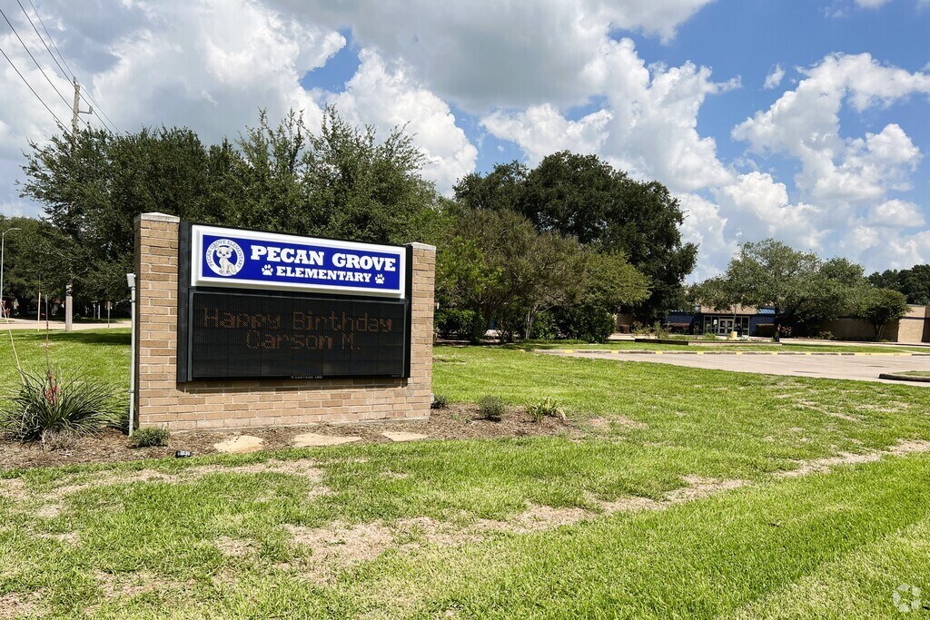 Welcome to Pecan Grove Elementary School.