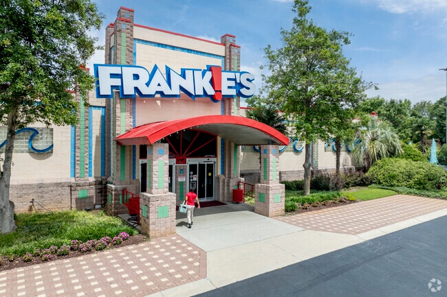 Frankie’s has entertained Saint Andrews families with games and rides since 1990.
