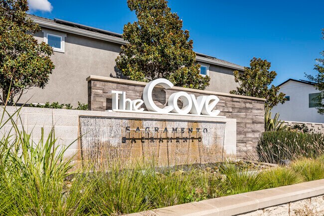 The Cove in Willow Creek has a magnificent entryway.