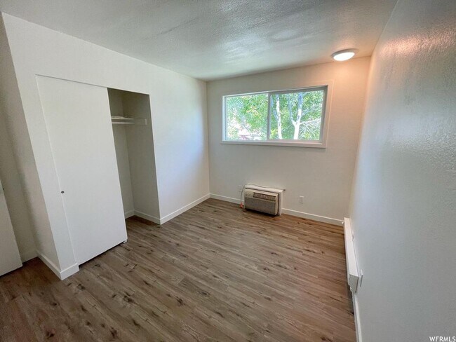 330 E 700 S unit 306, Salt Lake City, UT 84111 - photo 6