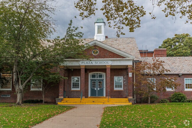 Plaza Elementary School is a public school located in Baldwin, NY.