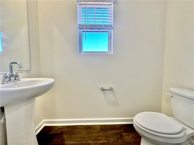 594 Seaborn Cir, Pendleton, SC 29670 - photo 5