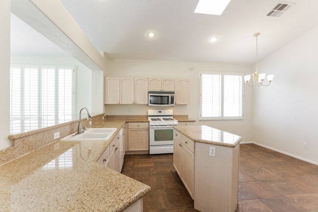 45 Pangloss St, Henderson, NV 89002 - photo 6