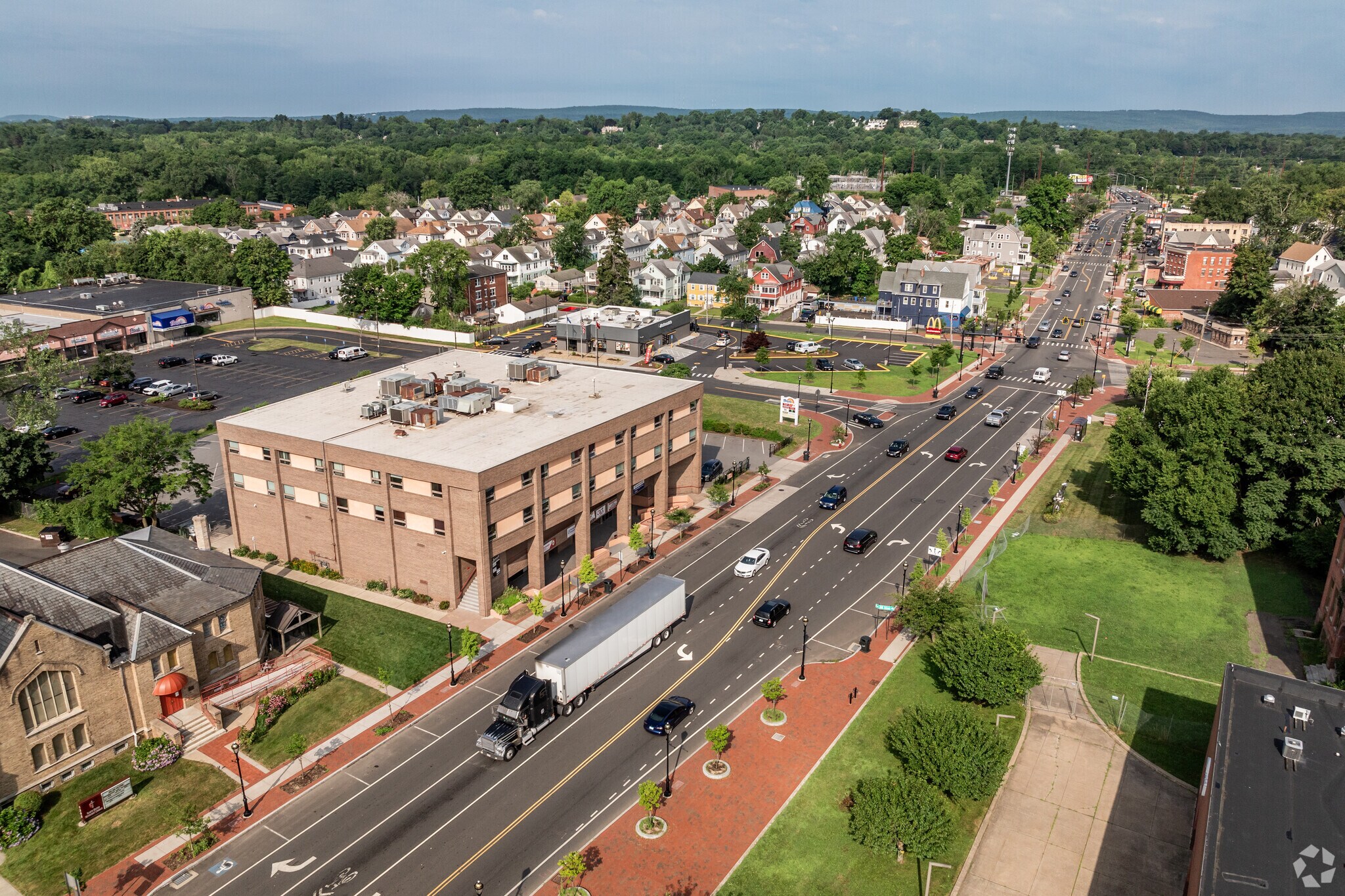 Upper Albany has a vibrant community with strong cultural ties in Hartford.