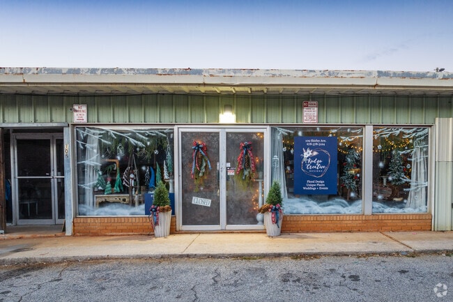 Bowdon's downtown businesses are an epicenter of activity with eye-catching storefronts.
