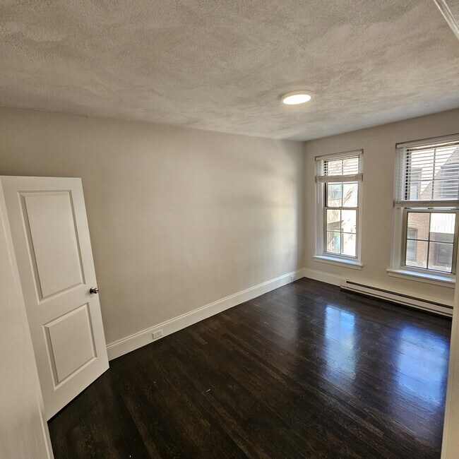 10 Clearway St unit 5, Boston, MA 02115 - photo 5