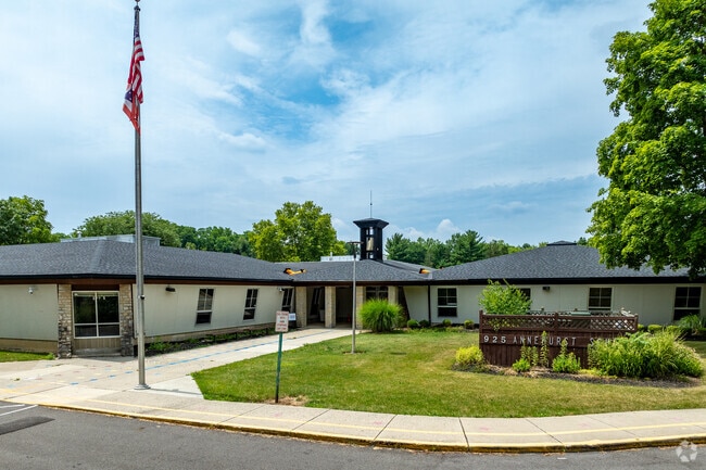 Annehurst Elementary School