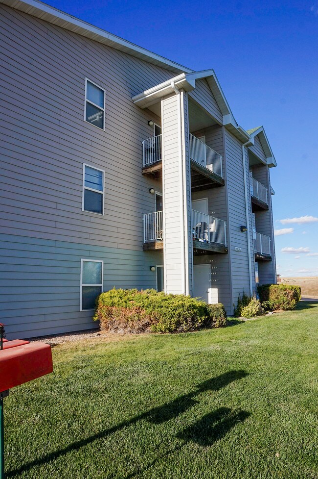 Kelley Creek, McCook, NE 69001 - photo 3