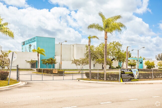 Paul W. Bell Middle School offers diverse academic programs near Vanderbilt Park.