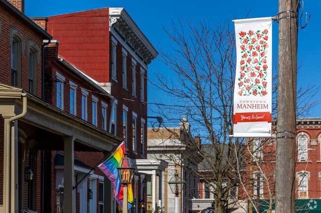 Lovely signs welcome visitors to Market Square in the heart of Manheim.