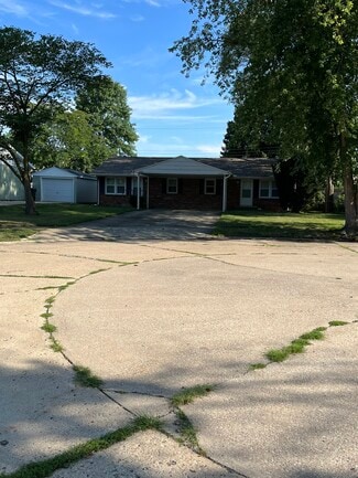 2206 Easy St Unit 2, Urbana, IL 61802