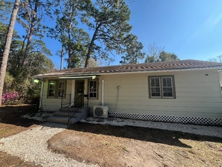 3919 NW 12th Dr, Gainesville, FL 32609