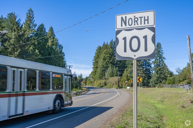 Coastal Highway 101 is the only way in, out, and through New London.
