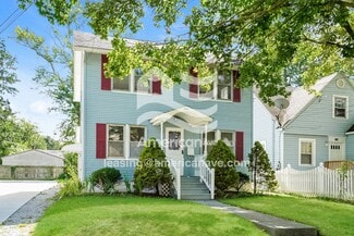 976 Hunt St, Akron, OH 44306