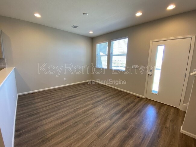 4725 Memphis St, Denver, CO 80239 - photo 5