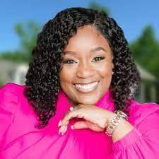 Shanti Holloway