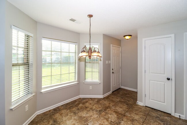 1609 Sawmill Creek Ln, Cordova, TN 38016 - photo 7