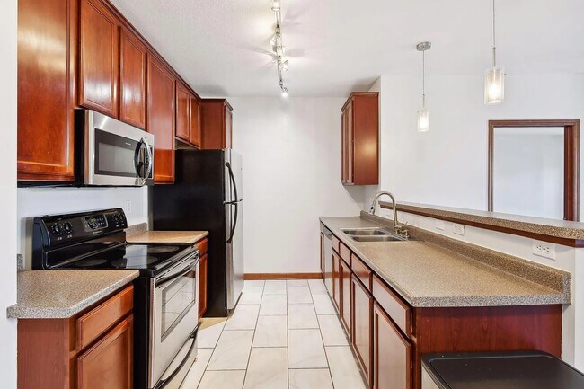 7600 Lyndale Ave S unit 228, Richfield, MN 55423 - photo 7