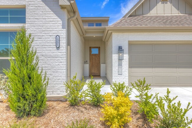 1331 N Beech St, Broken Arrow, OK 74012 - photo 2