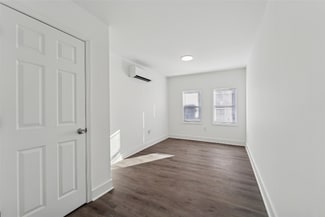 2449 N Opal St, Philadelphia, PA 19132