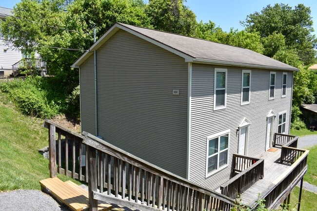 Stewart Street Apartments, Morgantown, WV 26505 - photo 6
