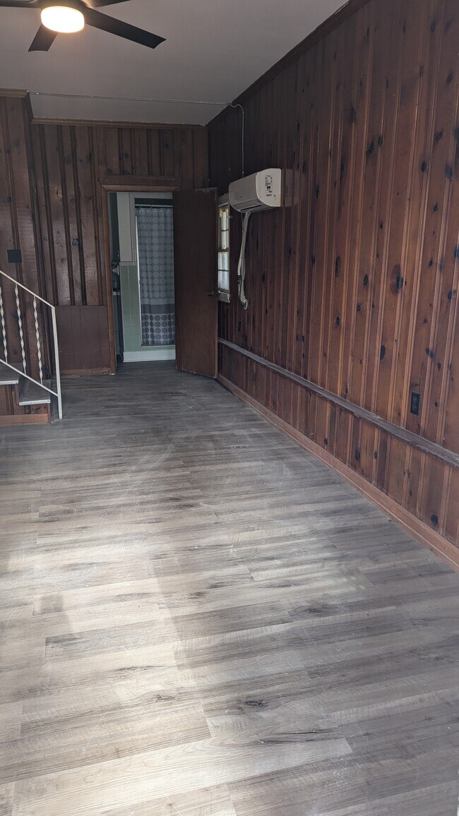 613 Vantrease Rd unit Vantrease B, Madison, TN 37115 - photo 3