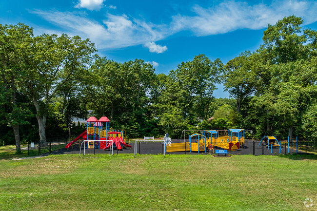 Eugene Auer School is an above average public school in Lake Grove.