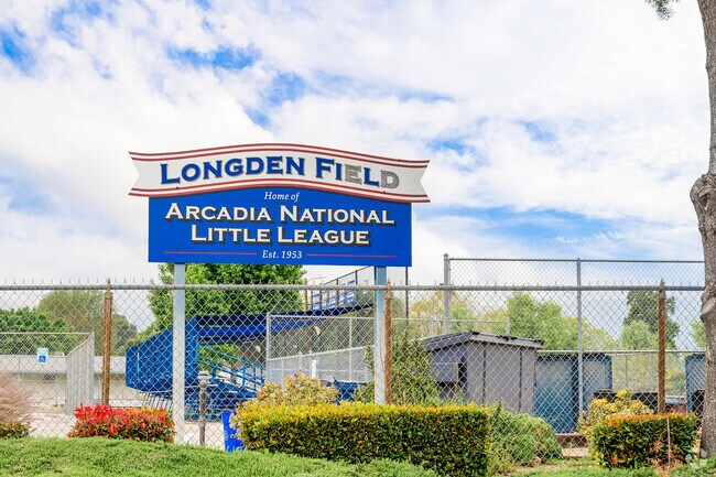 Longden Avenue Park hosts Arcadia Little League at its baseball diamonds.