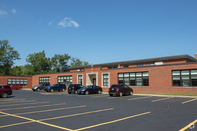 Corpus Christi Academy provides education in the neighborhood of 
Lyndhurst