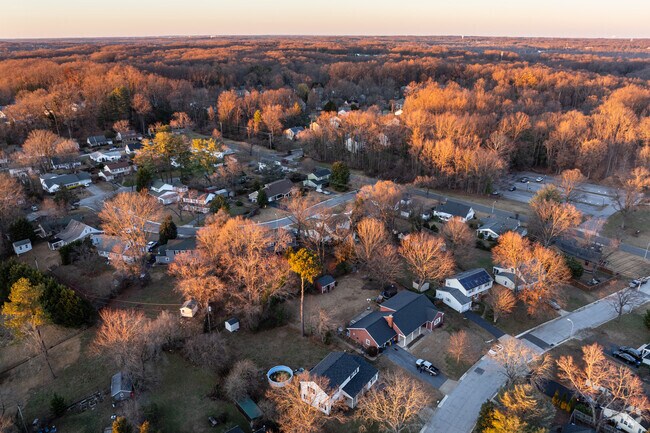 Bowie has all the amenities you could want just around the corner.