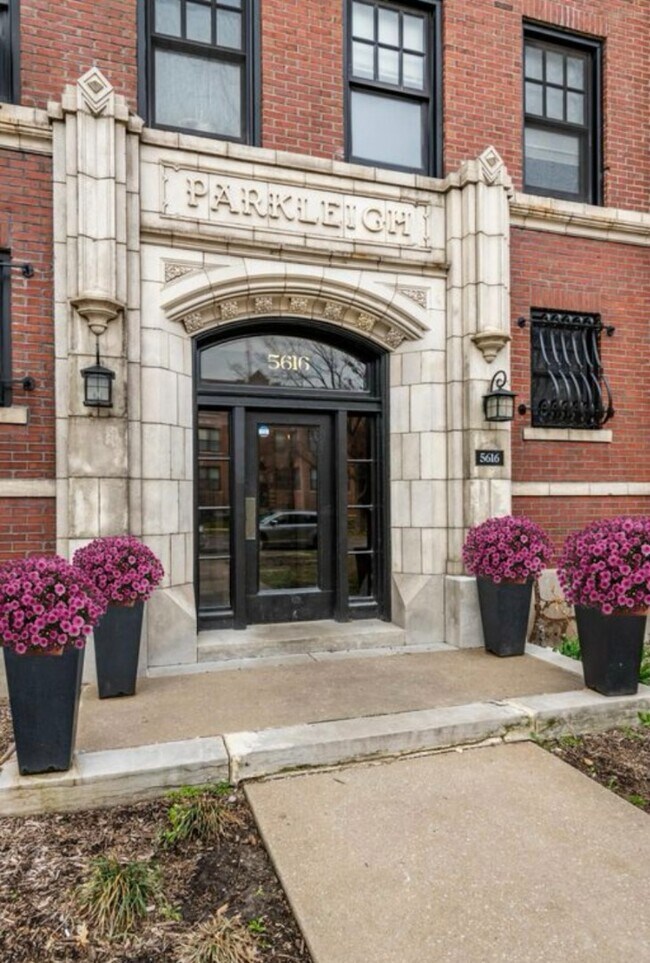 5616 Pershing Ave unit 42, Saint Louis, MO 63112 - photo 3