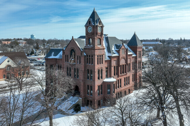 Owatonna is also the home of the historic Steel County Courthouse.