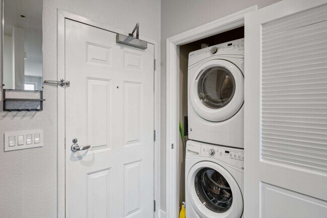 1535 Brunswig Ln, Emeryville, CA 94608 - photo 7