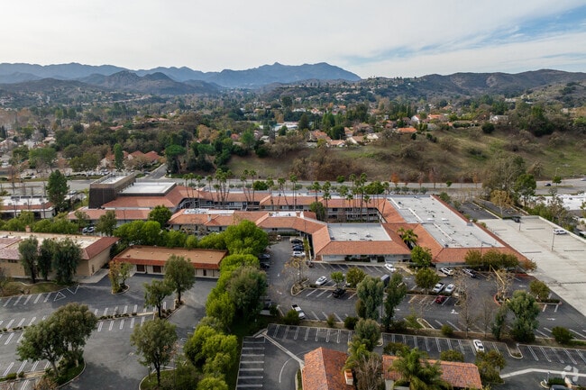 River Oaks Academy is a public charter school.