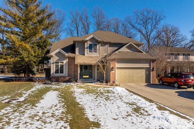 the Shady Hills neighborhood offers a diverse range of housing options and styles, from condos in Highland Hills to New Traditional homes built in the past couple of years.