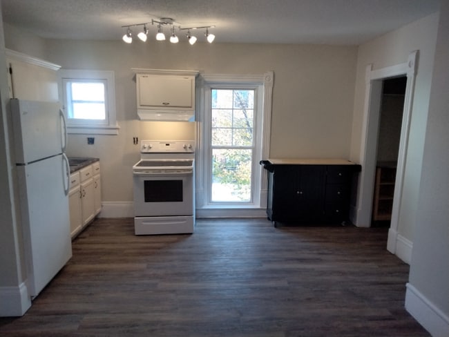 17 W 27th St unit 3, Minneapolis, MN 55408 - photo 4