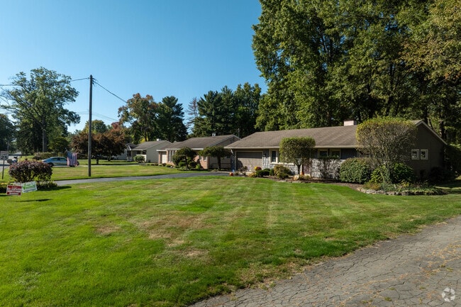 Many neighborhoods in Howland Center feature brick ranch-style homes.