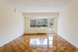 101 Monmouth St Unit 710, Brookline, MA 02446