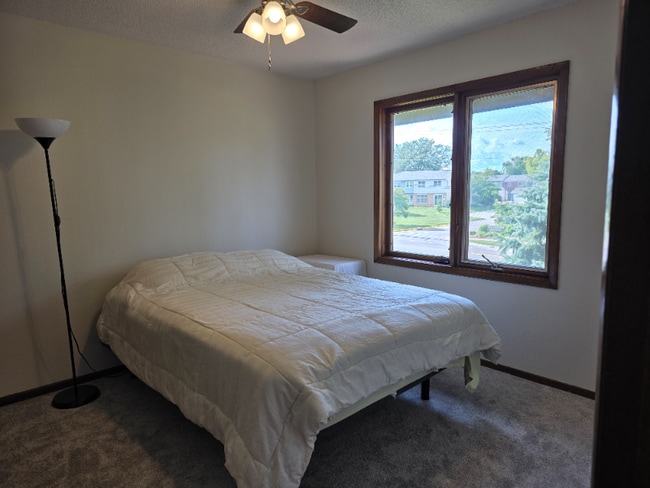 1119 Kennedy St, Ames, IA 50010 - photo 5