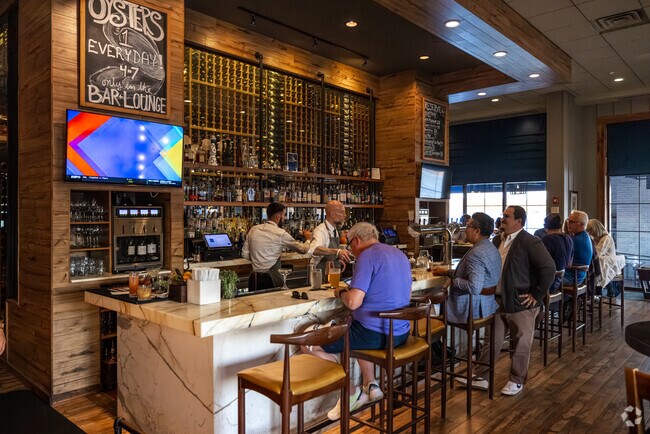 Enjoy beautiful ambience with views of the Hudson River at Blu Pointe.