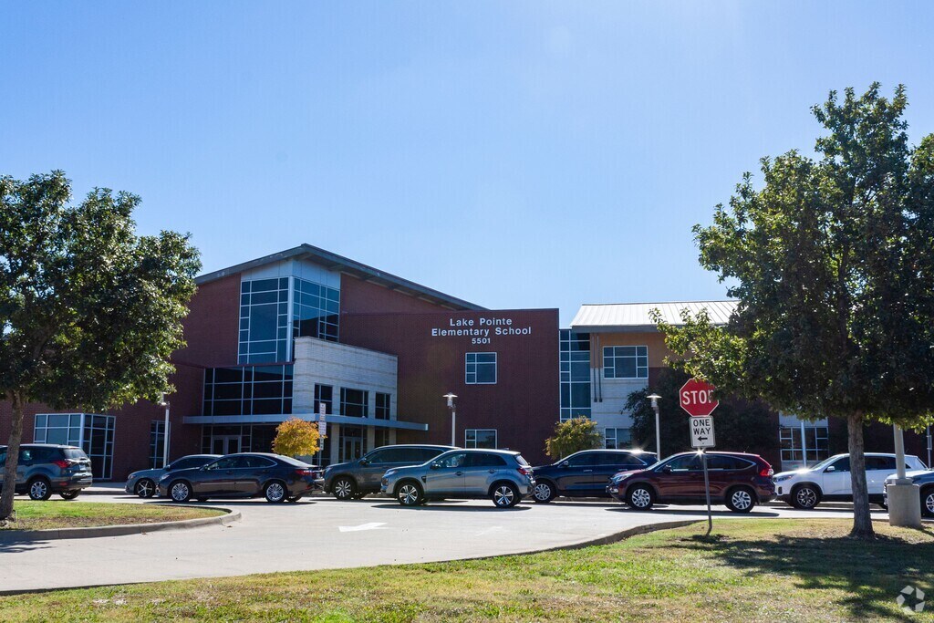 Lake Pointe Elementary School, Rankings & Reviews