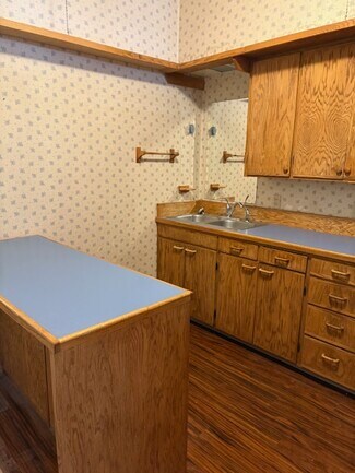 413 Front St Unit 201, Lynden, WA 98264
