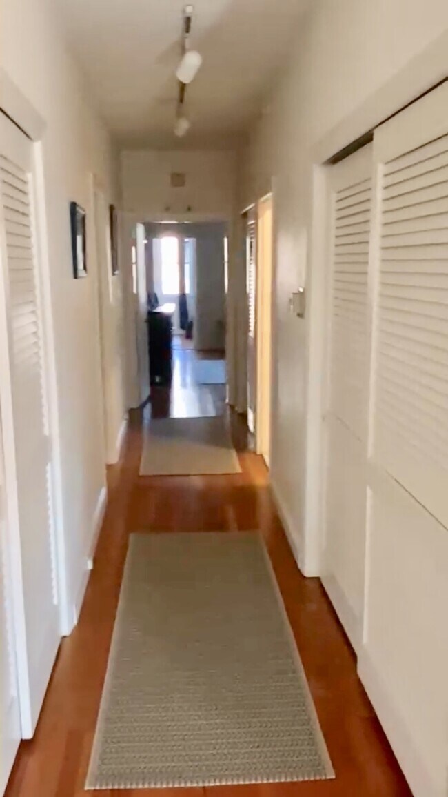 20 Dean Rd unit 3, Brookline, MA 02445 - photo 4