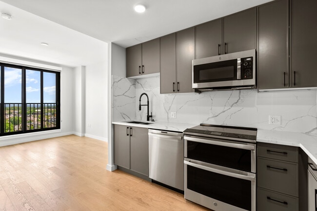 One Chestnut Place, Quincy, MA 02169 - photo 7