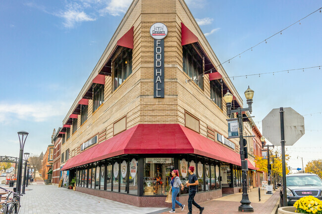 Elgin's Foodhall is a space featuring various food counters to order from.