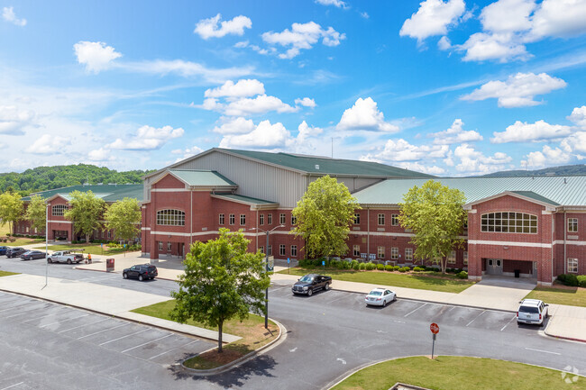 Adairsville High School teaches grades 9-12 while serving over 1,000 students.