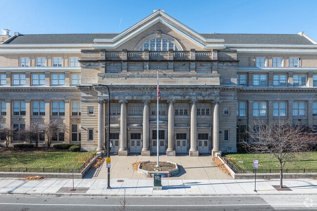 Hyde Park Academy High School has 760 students with a student-teacher ratio of 14 to 1.