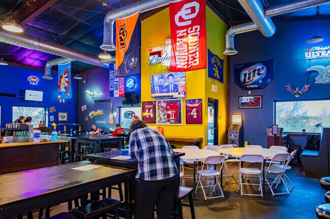 Charlie's Sports Grill has ample space for parties in Choctaw.